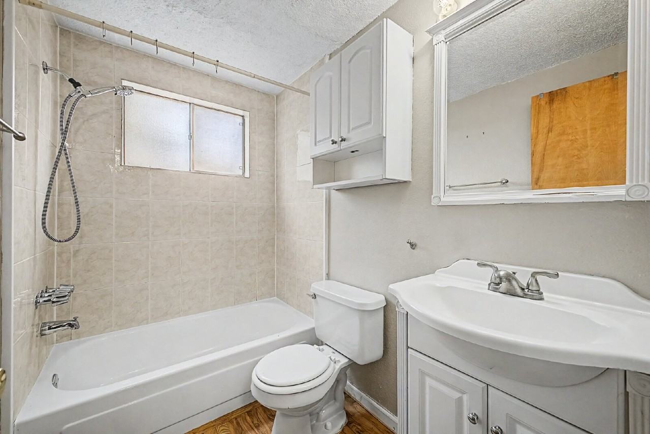 148 S Emerson St Apt 203 - Photo 6 of 18