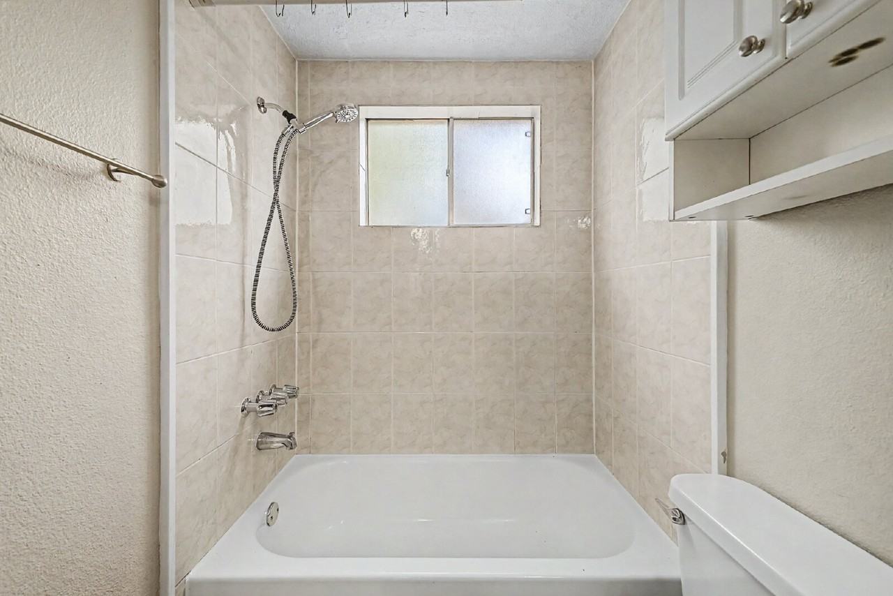 148 S Emerson St Apt 203 - Photo 7 of 18
