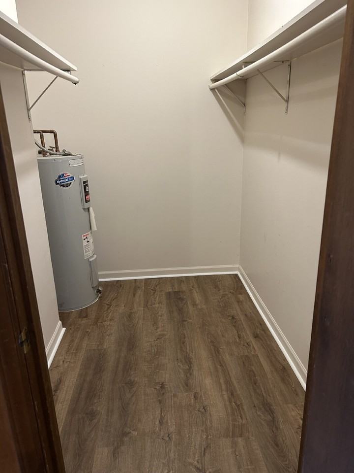 112 Pineview Dr #8 - Photo 6 of 7