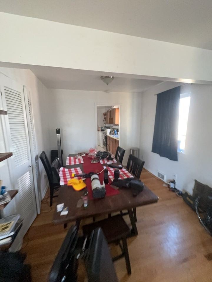 355 28th St - Photo 7 of 11