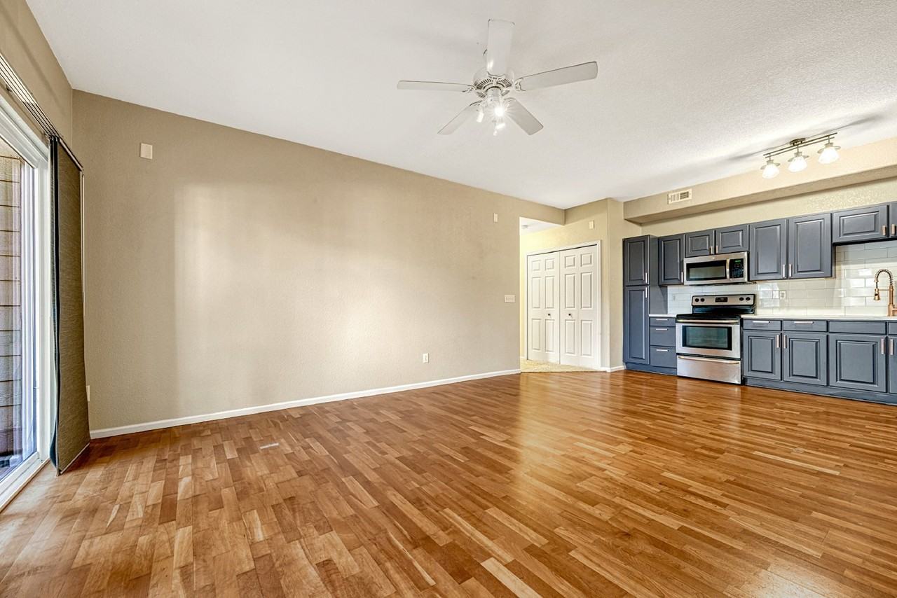 7170 S Wenatchee Way #E - Photo 2 of 23