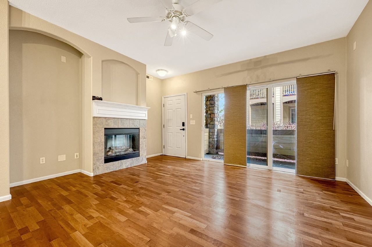 7170 S Wenatchee Way #E - Photo 4 of 23