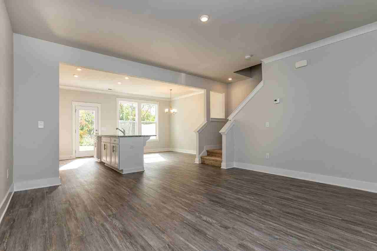 20 Meteora Way - Photo 4 of 23