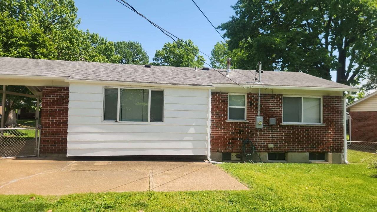 7323 Landi Ct - Photo 2 of 14