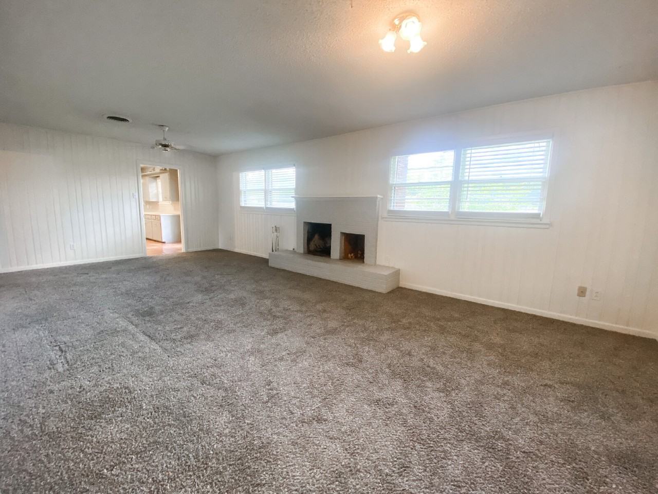 4010 47th St - Photo 6 of 20