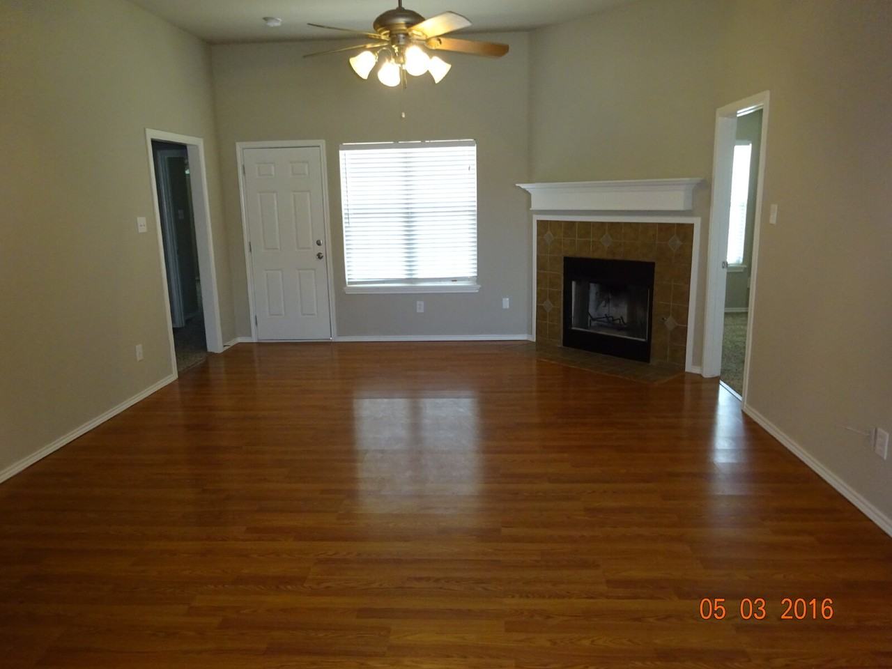 1517 Westminister Ave - Photo 2 of 9