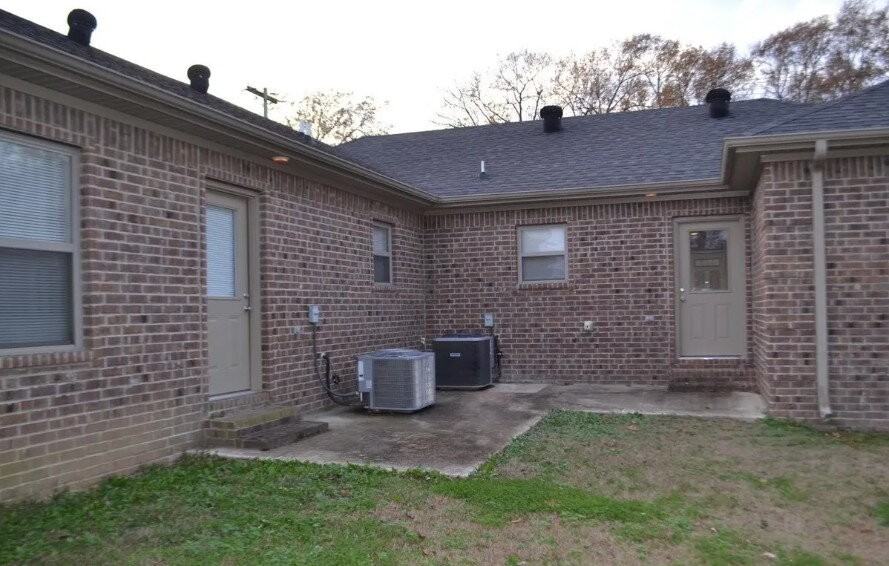 708 Freeman St ## 1 - Photo 4 of 5