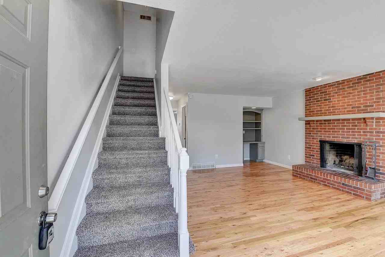 3848 S Inca St - Photo 3 of 19