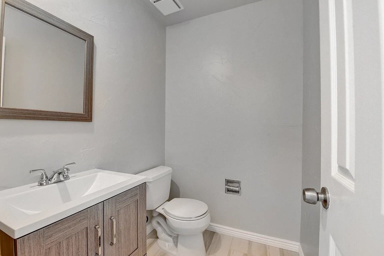 3848 S Inca St - Photo 6 of 19