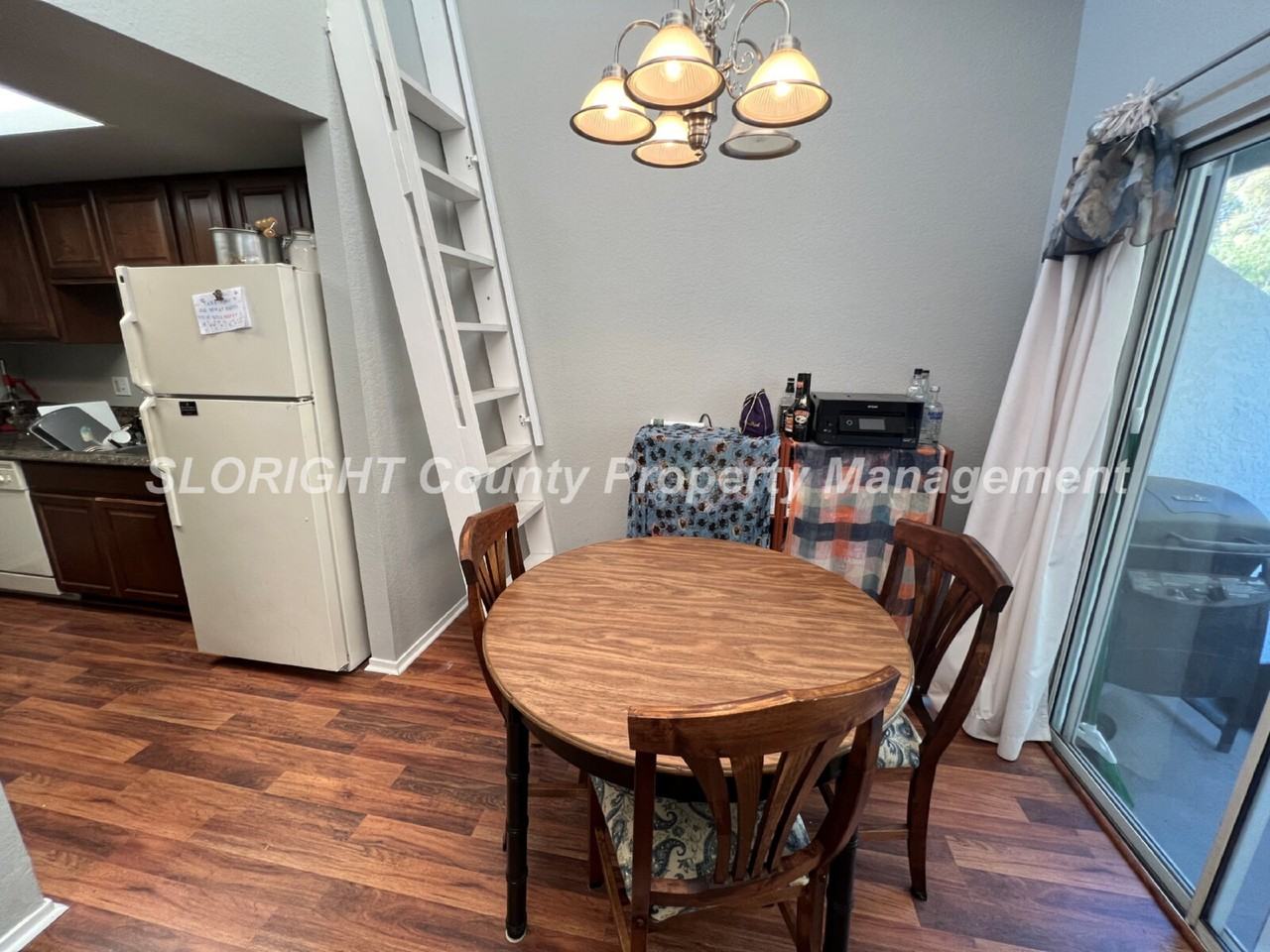 1039 Southwood Dr - Photo 6 of 16
