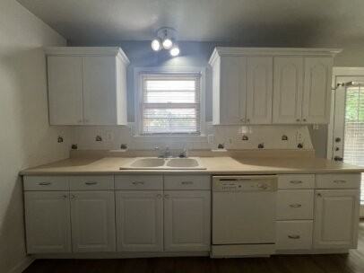 1926 68th St - Photo 7 of 19