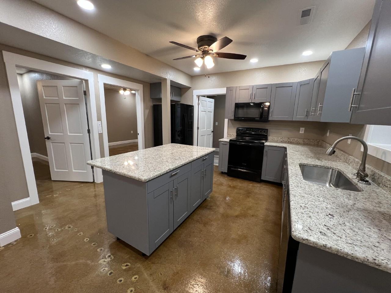 479 Compton Ridge Rd #C - Photo 3 of 14