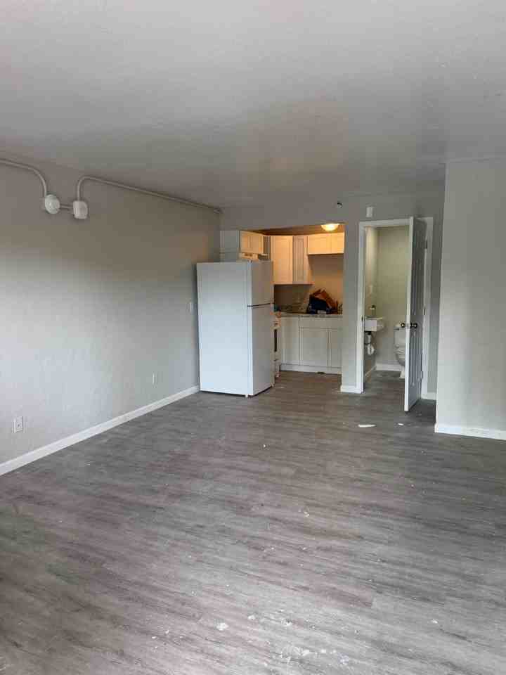 2825 Green Mountain Dr #113 - Photo 2 of 8