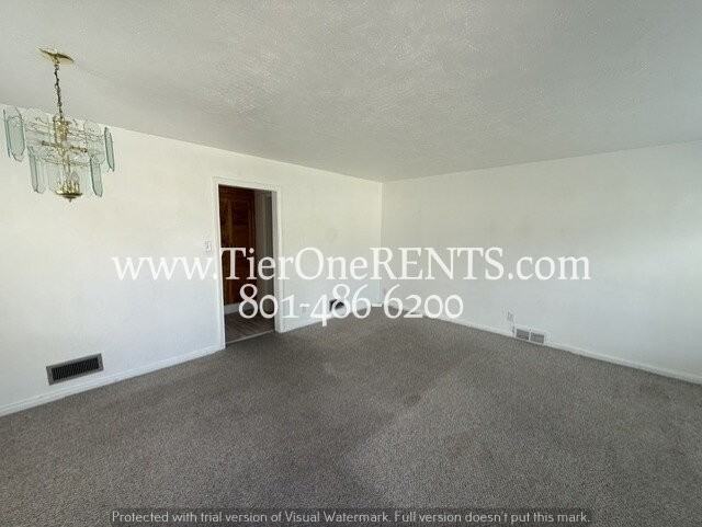 2348 E Kensington Ave - Photo 2 of 17