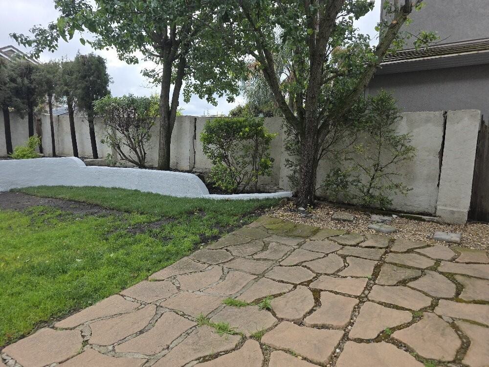 249 Oxburough Dr - Photo 4 of 50