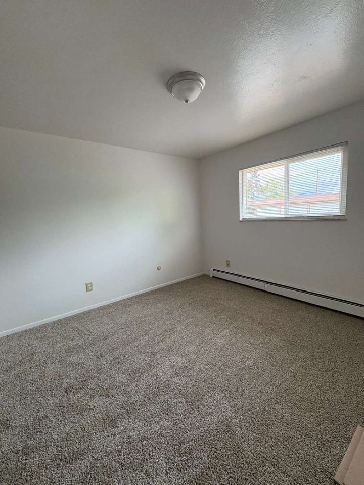 4216 Forrest Hill Ct #C - Photo 4 of 7