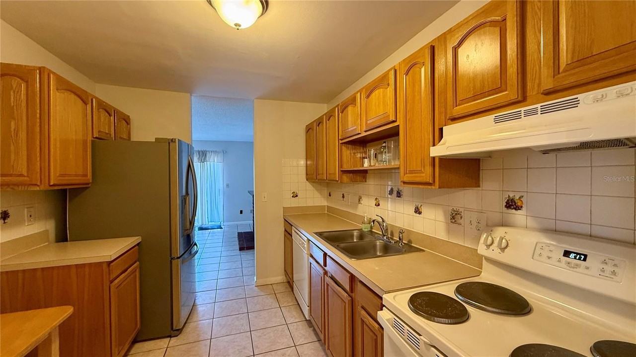 2385 Tom Jones St #4 - Photo 4 of 18