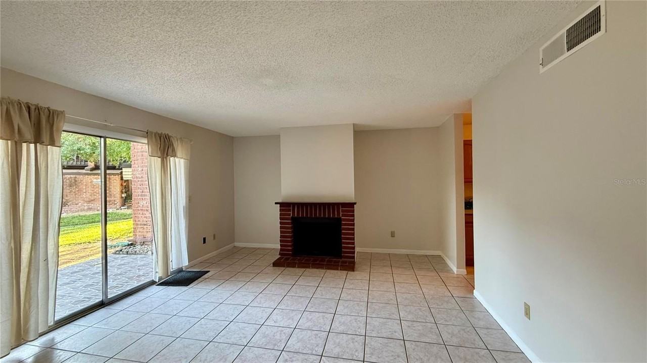 2385 Tom Jones St #4 - Photo 6 of 18