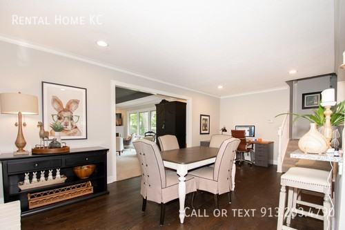 9519 Windsor St - Photo 7 of 33