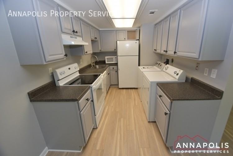1936 Bellarbor Cir - Photo 2 of 18
