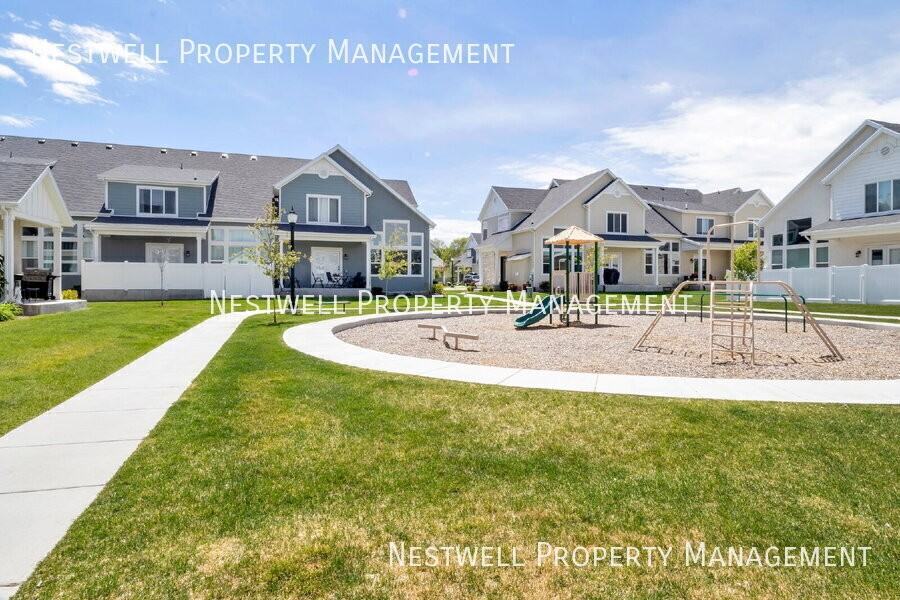 2766 W Lacewood Dr - Photo 3 of 22