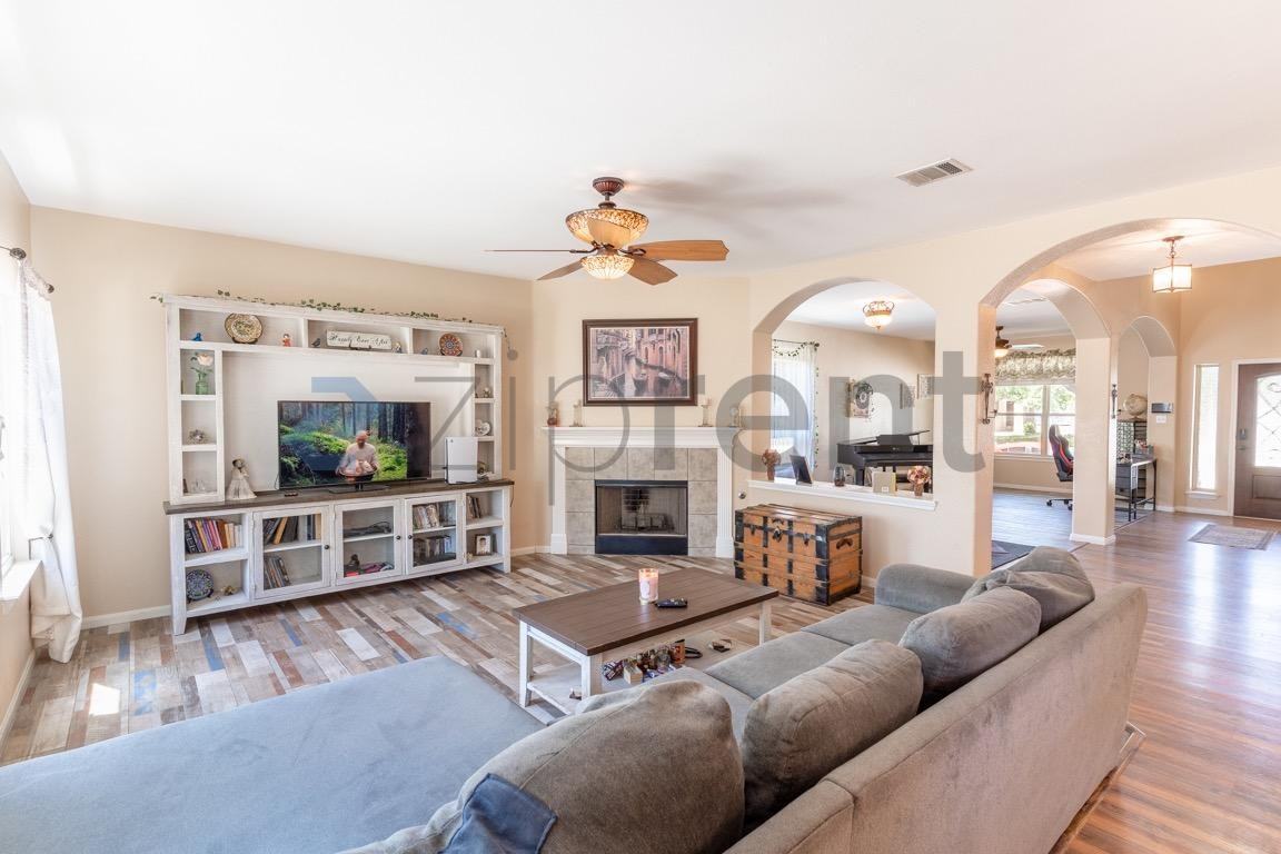 18421 Shallow Pool Dr - Photo 6 of 25