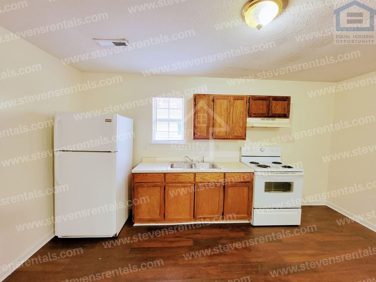844 Bybee Branch Rd #2 - Photo 4 of 11