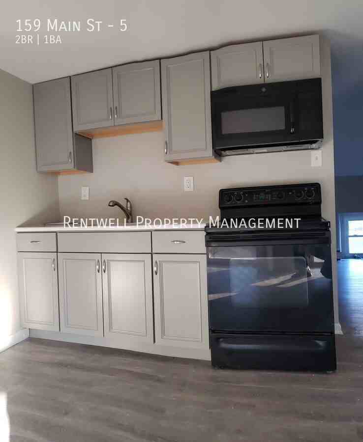 159 Main St #5 - Photo 2 of 18