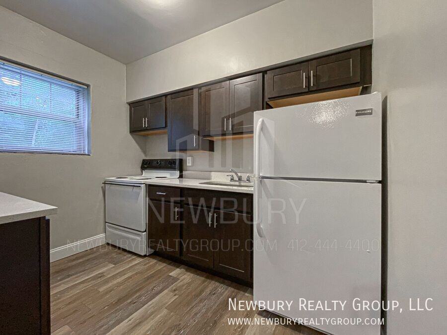 313 San Juan Dr #6 - Photo 5 of 25