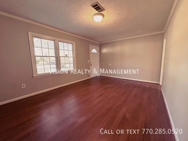 95 Castlegate Cir - Photo 4 of 23