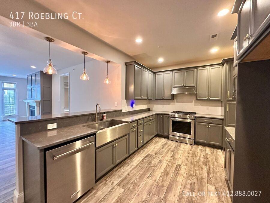 417 Roebling Ct - Photo 6 of 27