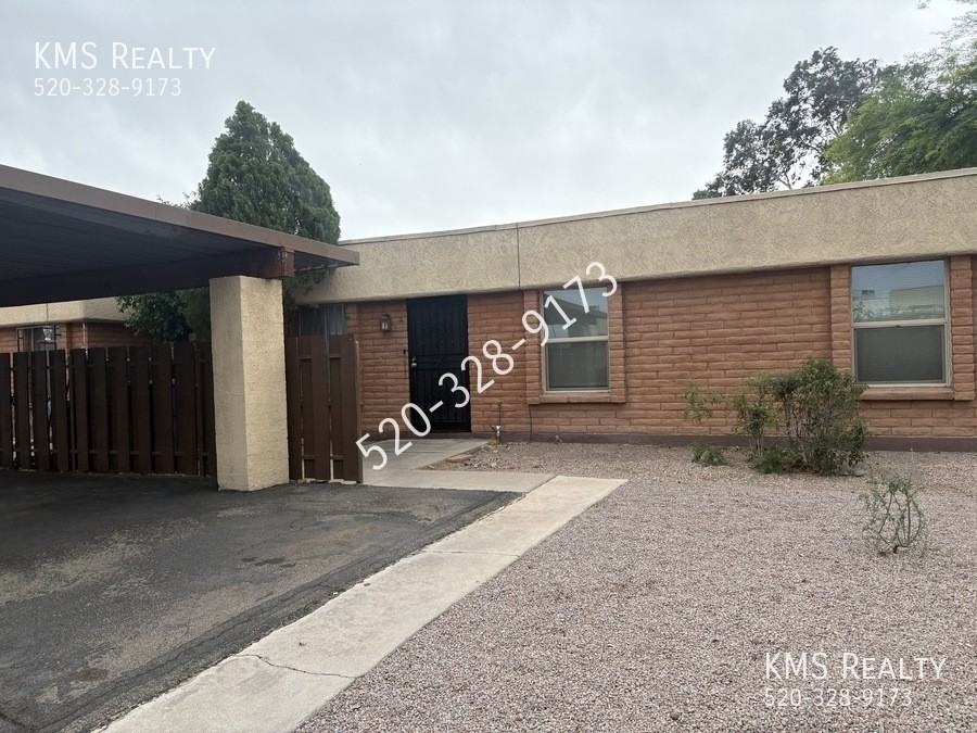 610 S Pantano Rd #D - Photo 2 of 17