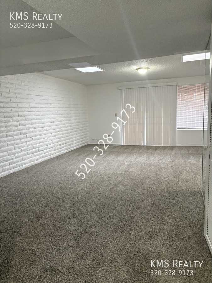 610 S Pantano Rd #D - Photo 4 of 17