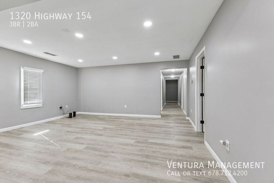 1320 Highway 154 - Photo 4 of 38