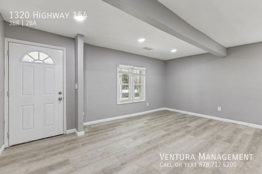 1320 Highway 154 - Photo 5 of 38