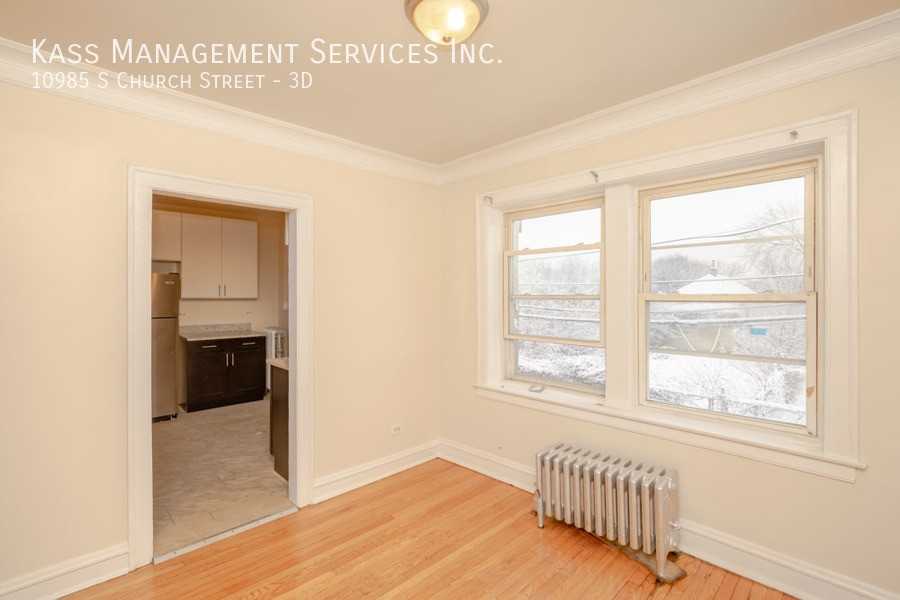 10985 S Church St #3D - Photo 3 of 11