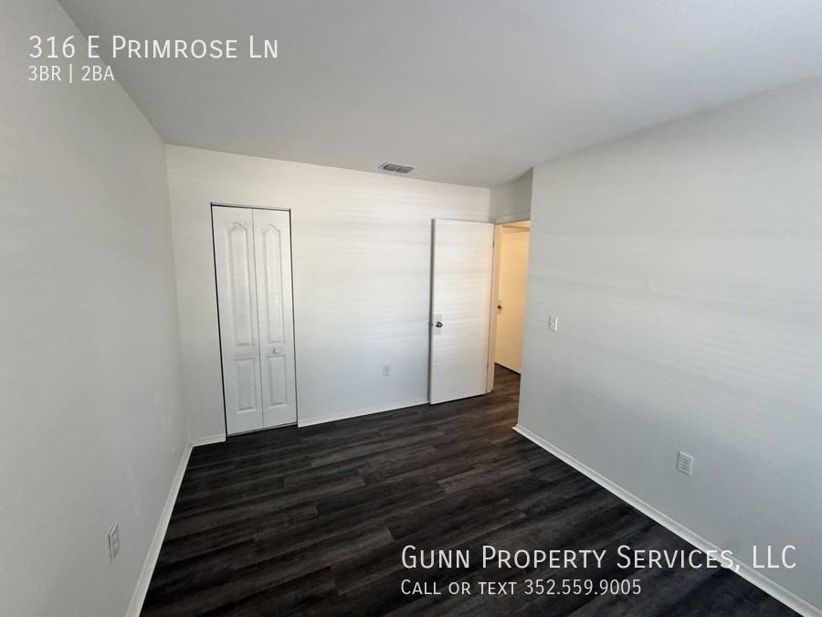 316 E Primrose Ln - Photo 4 of 9