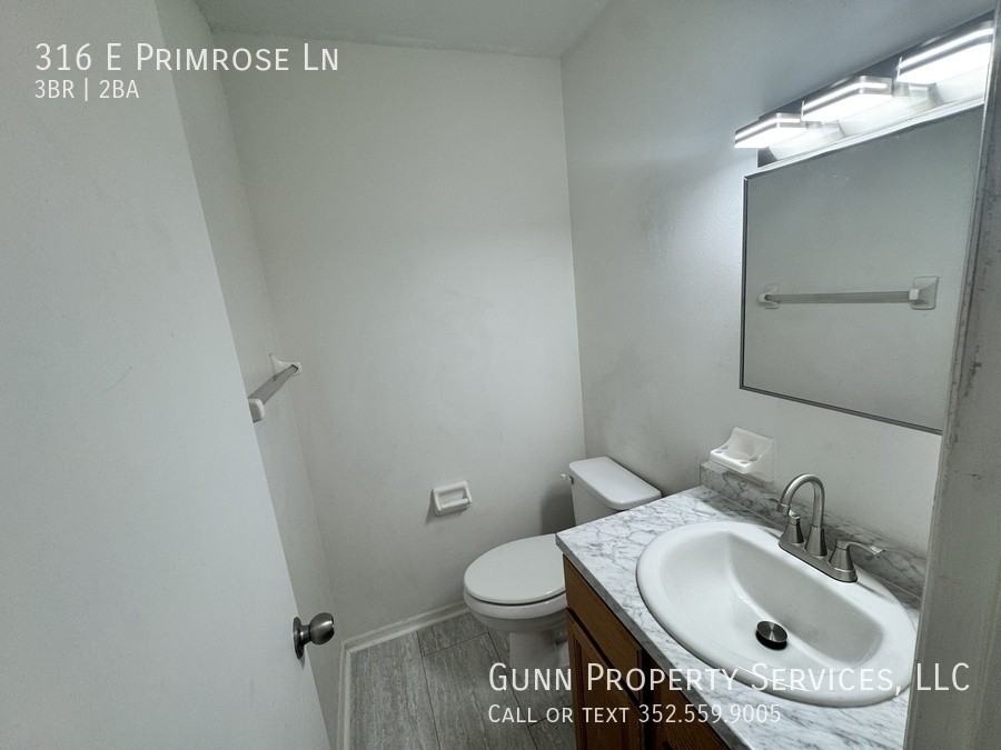 316 E Primrose Ln - Photo 7 of 9