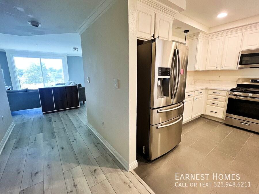 4533 Vista Del Monte Ave #304 - Photo 4 of 20