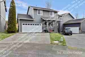 featured image of 7924 67th St Ne