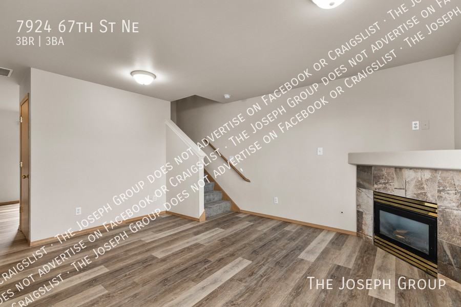 7924 67th St Ne - Photo 2 of 37