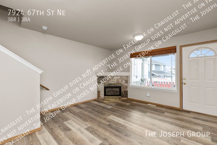 7924 67th St Ne - Photo 3 of 37