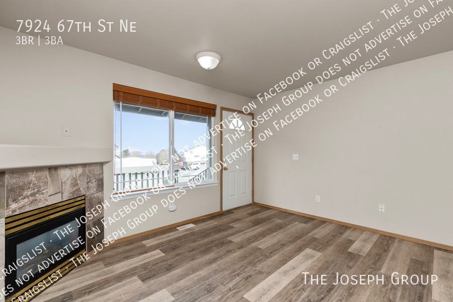 7924 67th St Ne - Photo 4 of 37