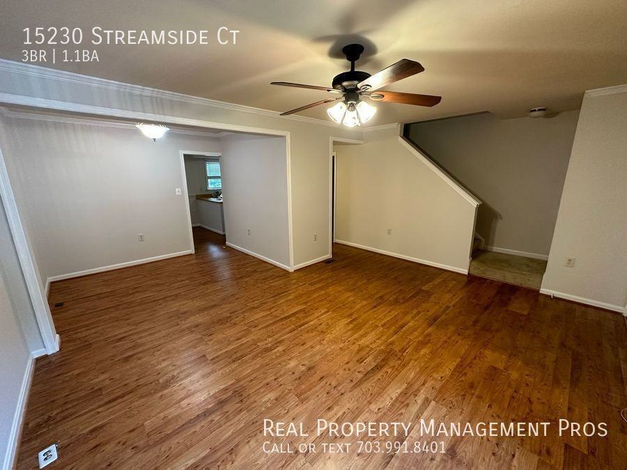 15230 Streamside Ct - Photo 3 of 25