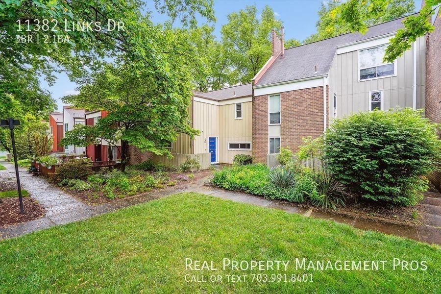 11382 Links Dr - Photo 2 of 50