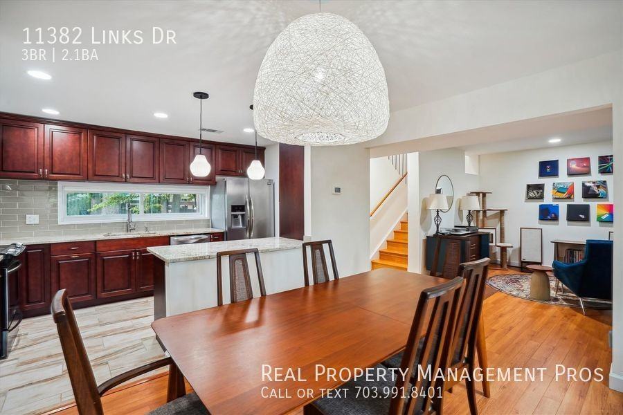 11382 Links Dr - Photo 5 of 50