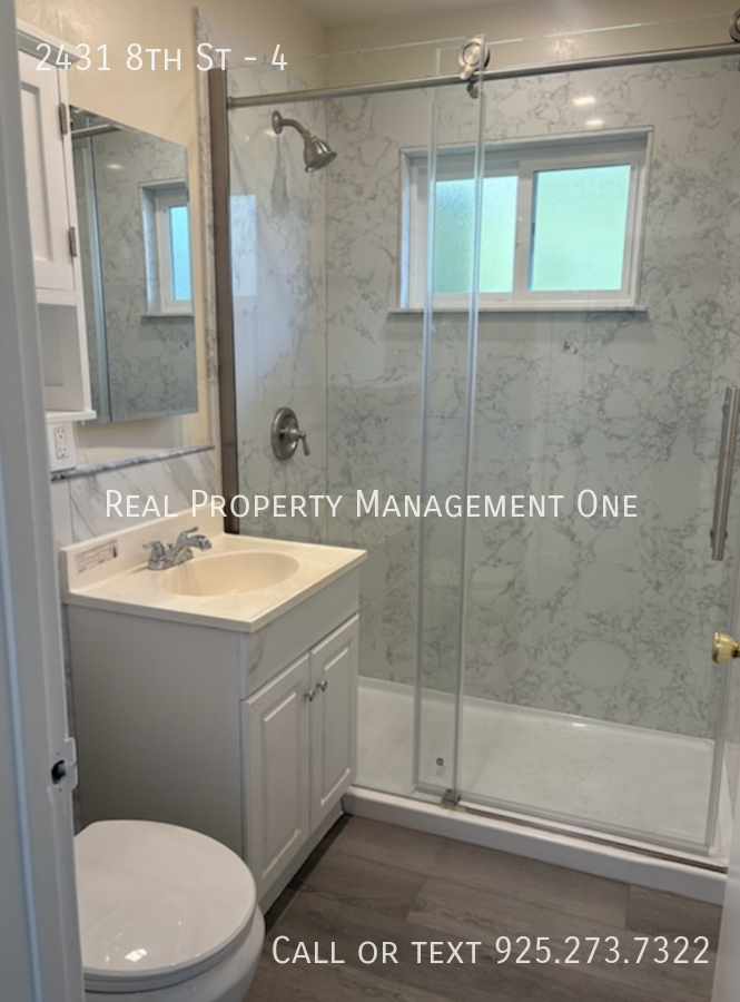 2431 8th St #4 - Photo 7 of 13