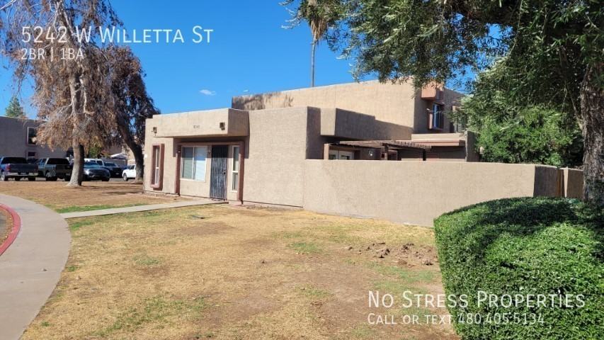 5242 W Willetta St