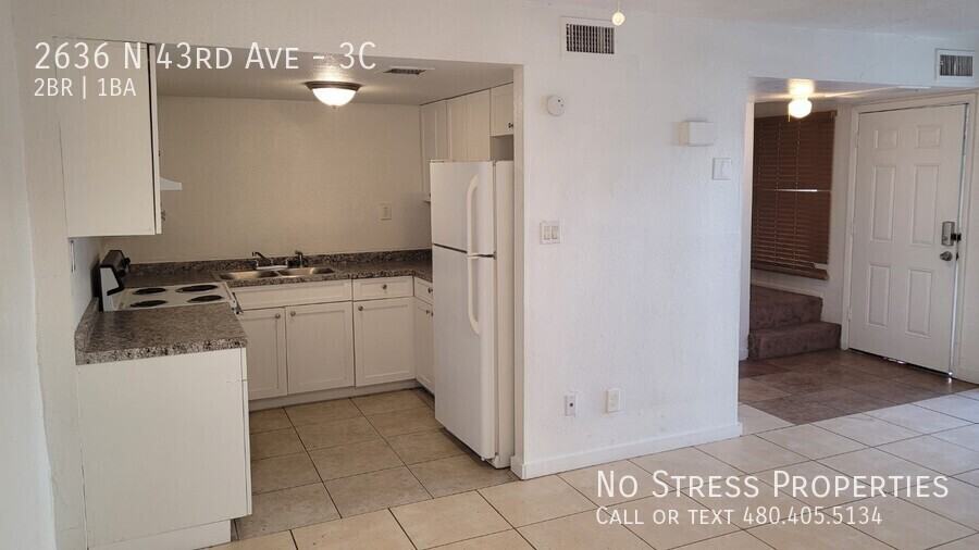 2636 N 43rd Ave #3C - Photo 6 of 15