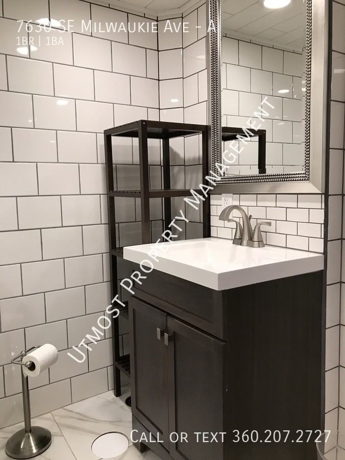 7630 Se Milwaukie Ave #A - Photo 6 of 14